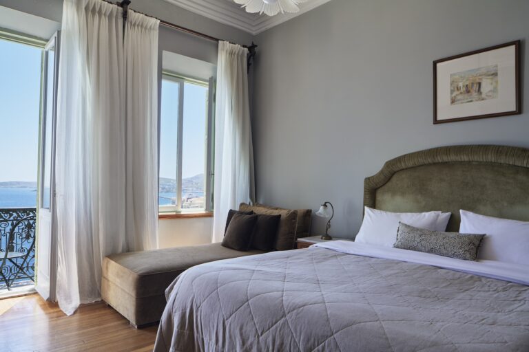 SYROU MELATHRON PREMIUM ROOM WITH SEA VIEW