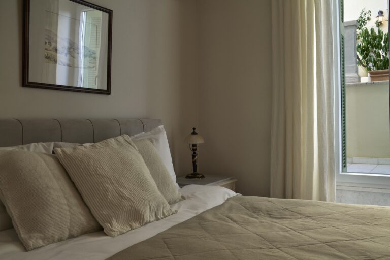 SYROU MELATHRON DELUXE DOUBLE ROOM WITH SHARED SEA VIEW TERRACE