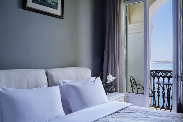 SYROU MELATHRON PREMIUM ROOM WITH SEA VIEW