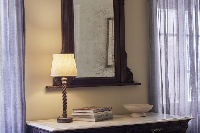 SYROU MELATHRON FAMILY SUITE